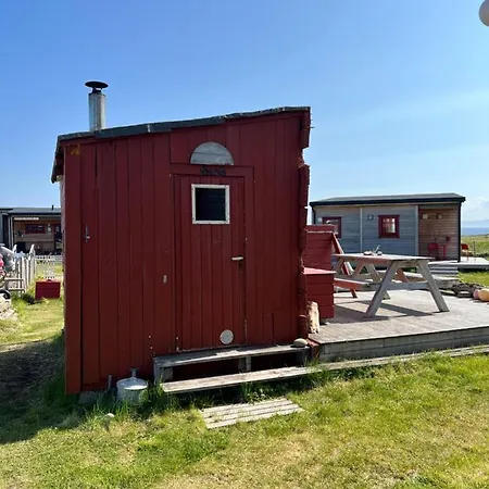 Ekker Island Arctic Sollnes