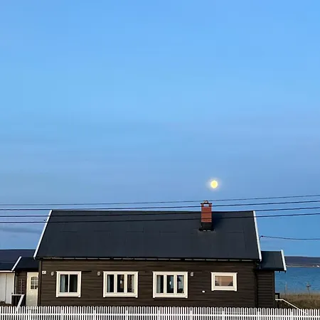 Ekker Island Arctic Holiday home