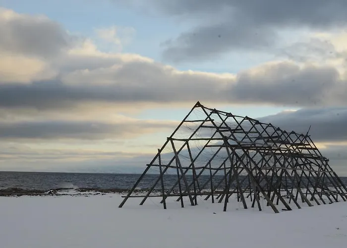 Nyaraló Ekker Island Arctic *